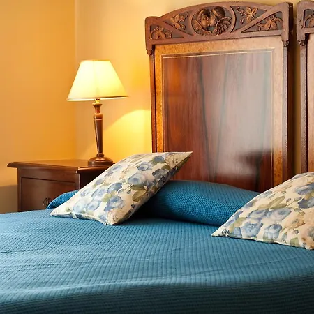 Porto Ulisse Bed and Breakfast 2*